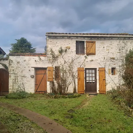 Des Fraignaies 公寓 *